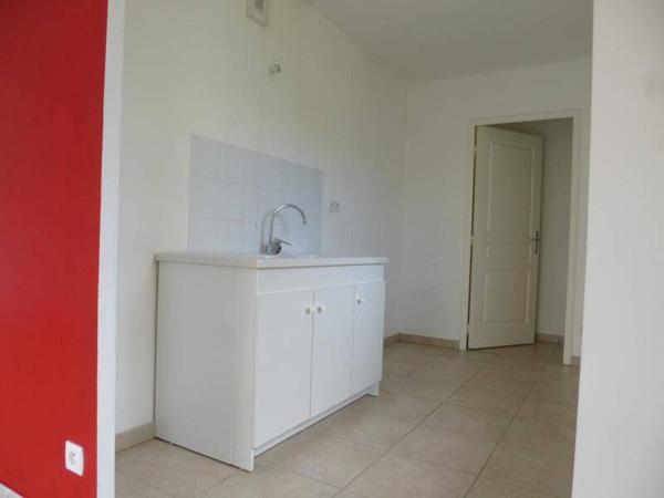 Appartement 3 pièces                                        - 69002 Lyon 2e  Arrondissement Réf : 5570
