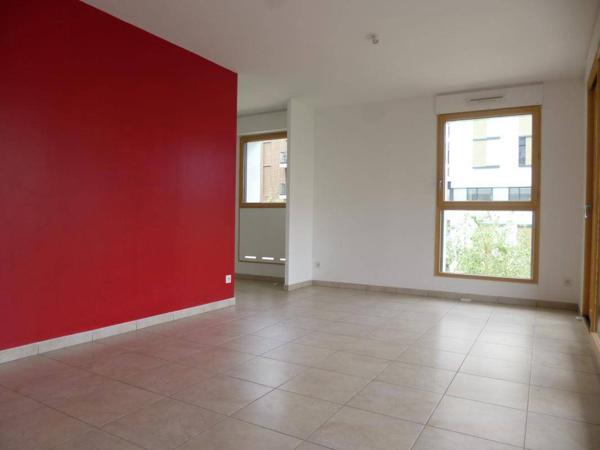 Appartement 3 pièces                                        - 69002 Lyon 2e  Arrondissement Réf : 5570
