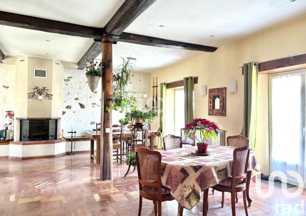 Maison rustique 5 pièces de 210 m² à Esternay (51310)