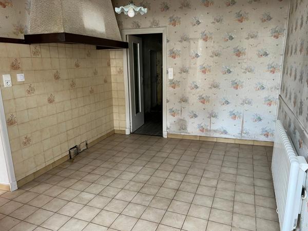 Maison à vendre 8 pièces CHATEAUNEUF (71)