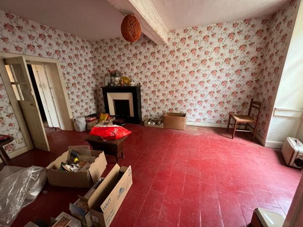 Maison à vendre 8 pièces CHATEAUNEUF (71)