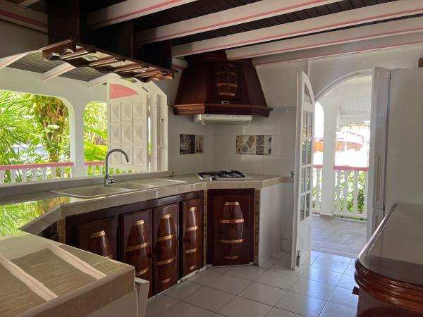 Maison à louer 2 401 € CC STE ANNE 5 p 109 m² DPE B