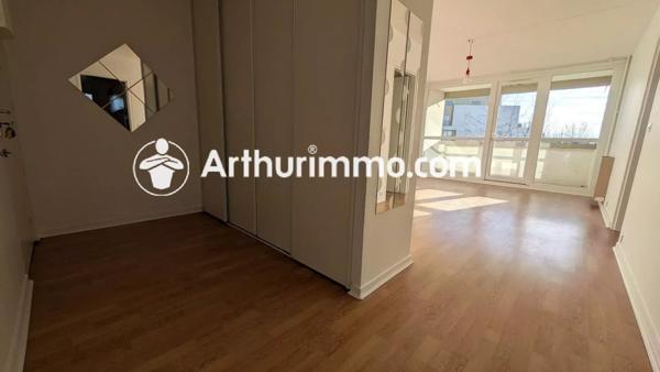 Vente Appartement 3 pièces 68 m2 à Savigny-le-Temple