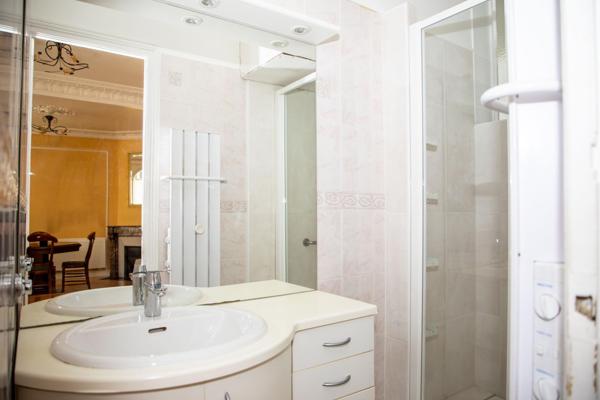 Charme rare à Mantes-la-Jolie - Terrasse - Hyper centre-ville