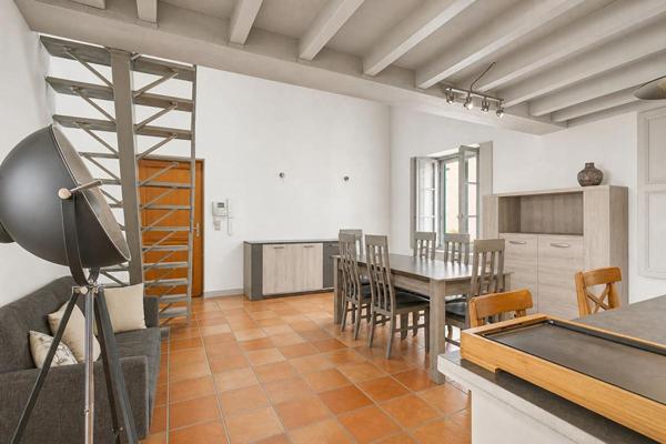 LUMINEUX DUPLEX A CAVAILLON
