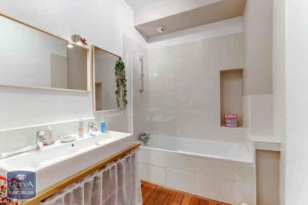 Vente maison 8 pièces de 226m²