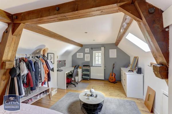 Vente maison 8 pièces de 226m²
