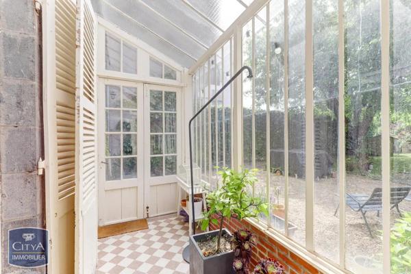 Vente maison 8 pièces de 226m²