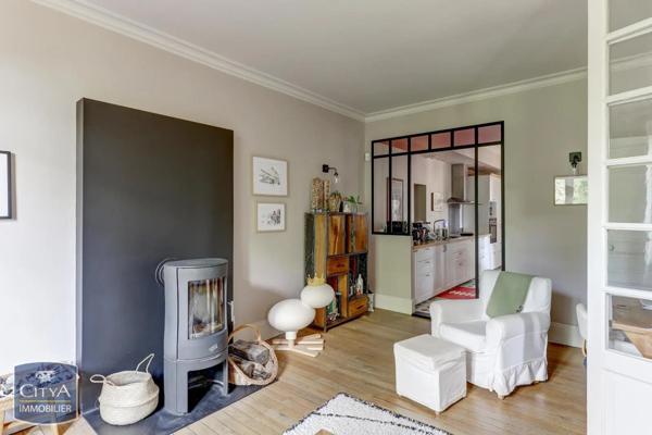 Vente maison 8 pièces de 226m²