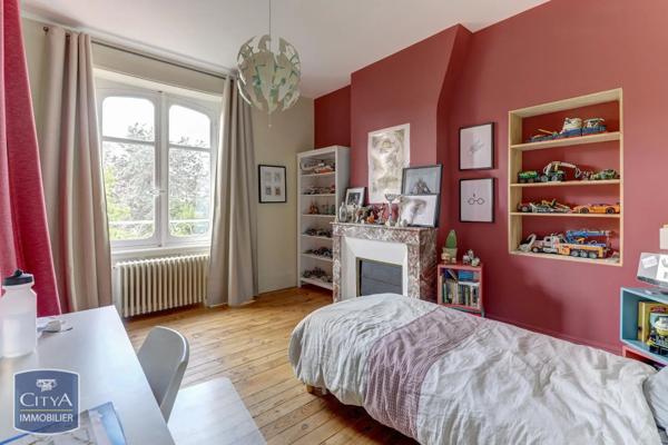Vente maison 8 pièces de 226m²