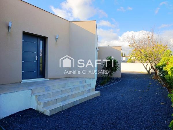 plein pied, 4 faces, 4 chambres, jardin, piscine, garage