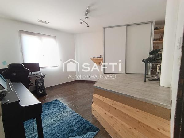 plein pied, 4 faces, 4 chambres, jardin, piscine, garage