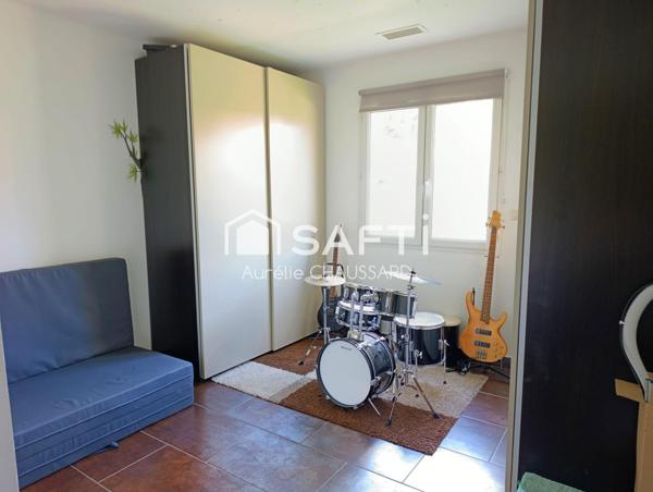 plein pied, 4 faces, 4 chambres, jardin, piscine, garage