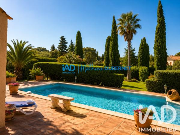 Location maison 6 pièces 220 m² Grimaud