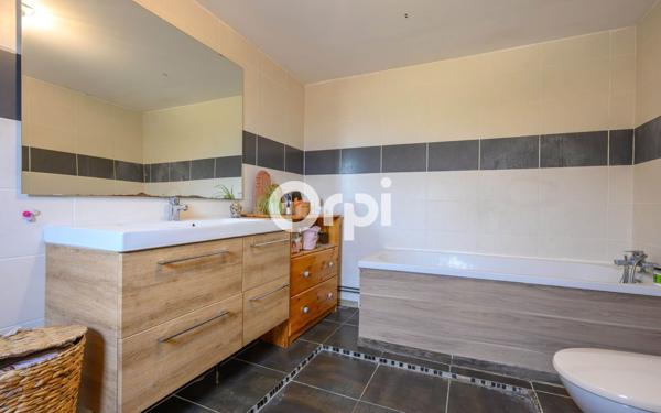 Maison à vendre    4 pièces • 134 m2 Bruay-sur-l'Escaut