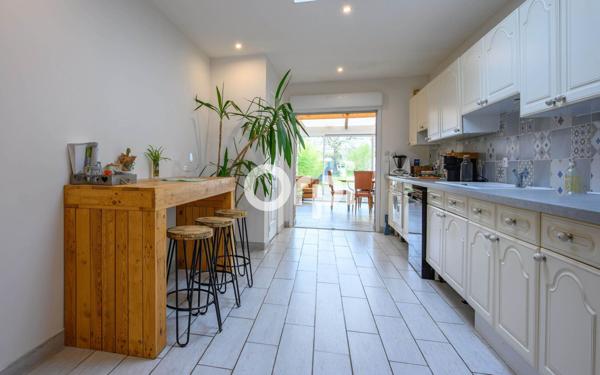 Maison à vendre    4 pièces • 134 m2 Bruay-sur-l'Escaut