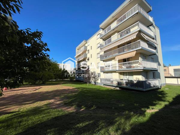 1 petite résidence arborée et sécurisée, au calme, avec un excellent voisinage