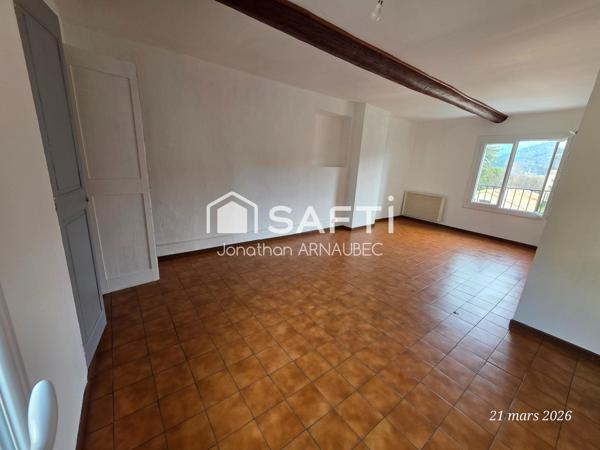 Immeuble de rapport avec 2 appartements et 2 locaux