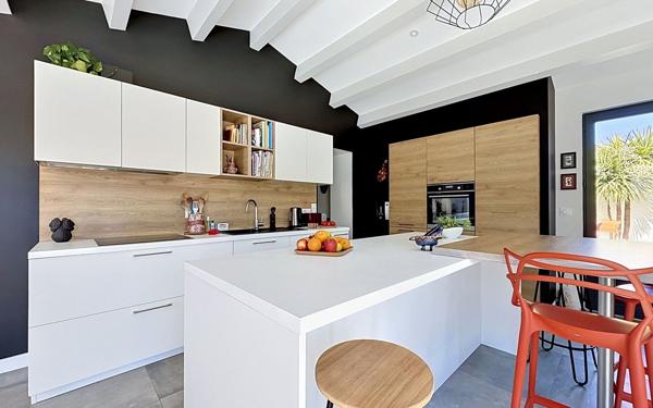 Maison à vendre    5 pièces • 167,80 m2 La Flotte