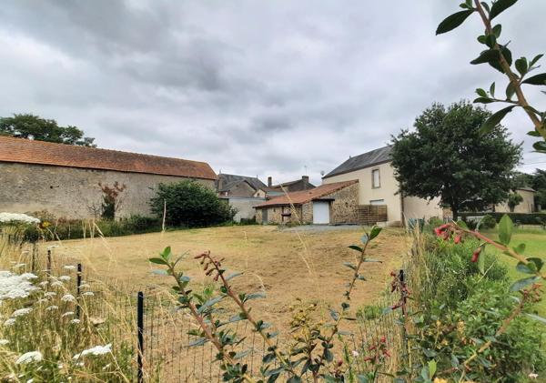 Maison à Bressuire, 79300 - 7 pièces 146m²