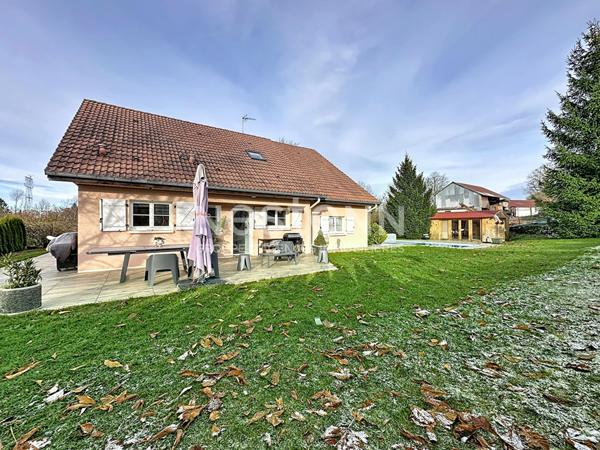 Maison à vendre aux Granges Narboz - 5 pièces avec piscine !