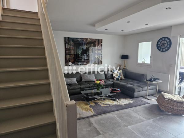 Maison 5 pièces - 109 m² Exclusivité efficity