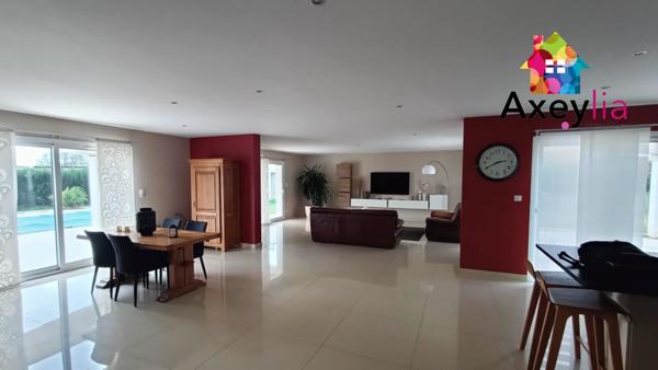 Digoin (71160) Villa familiale de 332 m²