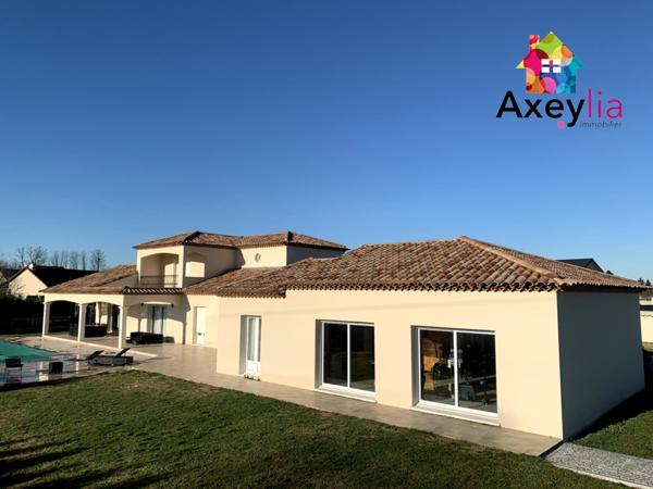 Digoin (71160) Villa familiale de 332 m²