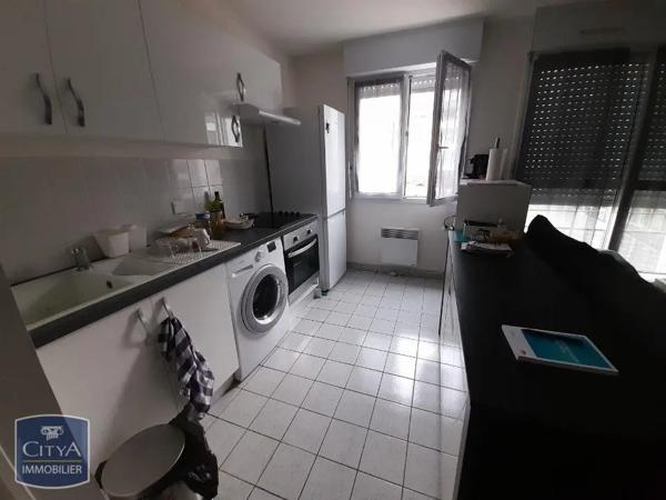 Appartement à louer 2 pièces 47.07m² Tours (37000)