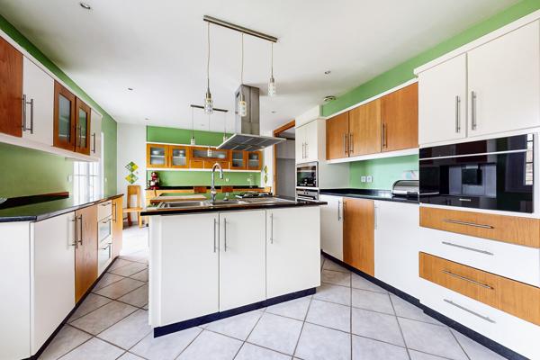 Maison familiale 6 pièces 180 m² - Secteur prisé