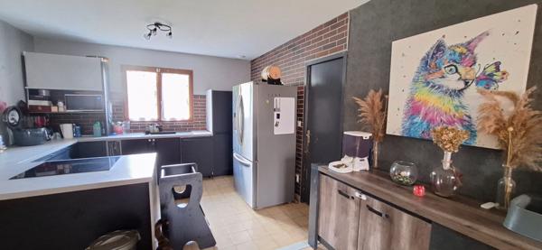 Charmante Maison à Vendre à Bourg-en-Bresse plain pied - 3 Chambres et Grand Jardin !