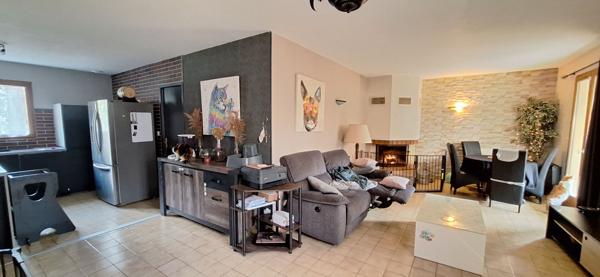 Charmante Maison à Vendre à Bourg-en-Bresse plain pied - 3 Chambres et Grand Jardin !