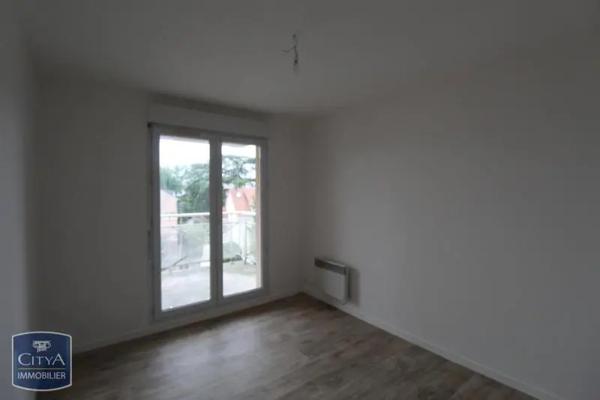 Appartement à louer 2 pièces 45.55m² Chartres (28000)