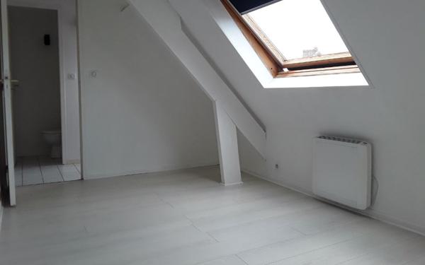 Appartement à louer    5 pièces •  Pont-l'Évêque