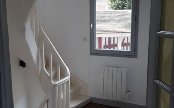 Appartement à louer    5 pièces •  Pont-l'Évêque