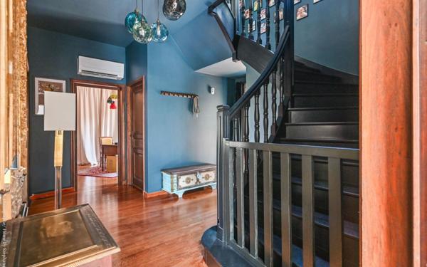 Maison à vendre    7 pièces •  Toulon