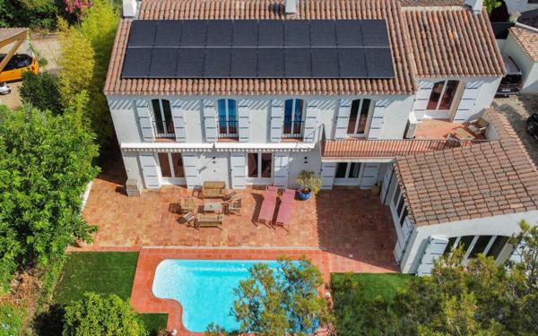 Maison à vendre    7 pièces •  Toulon