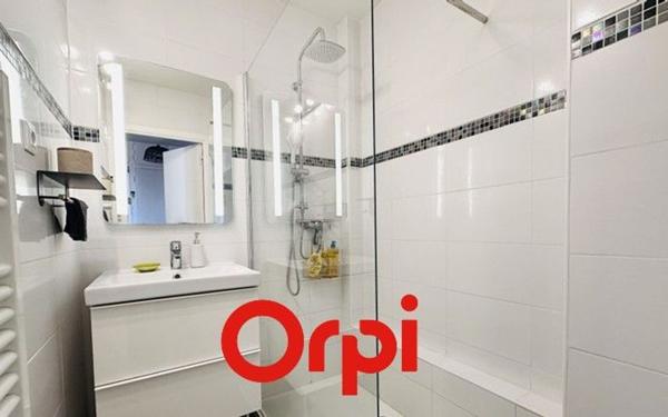 Appartement à vendre    2 pièces • 40,67 m2 Bandol