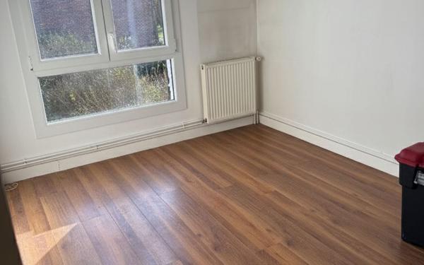 Maison à louer    4 pièces •  Noisy-le-Roi