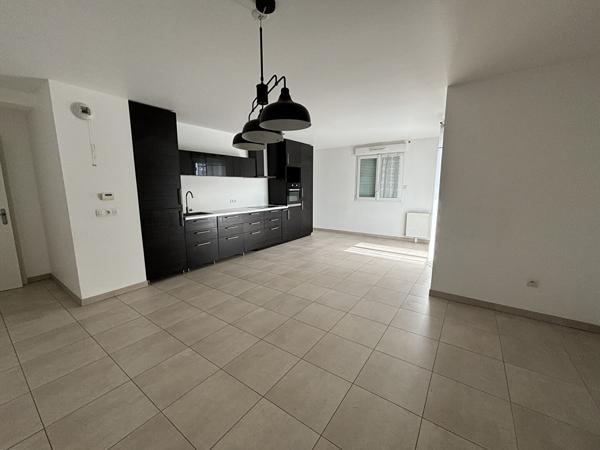 Appartement Drancy 3 pièce(s) 70 m2