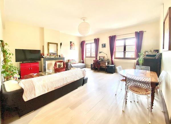 Appartement de caractère 3 pièces 92 m²