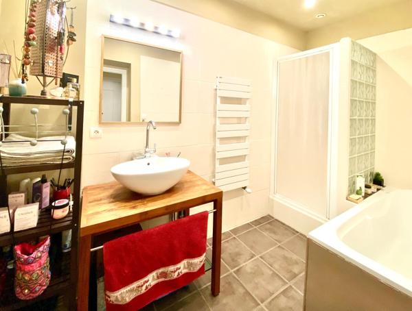 Appartement de caractère 3 pièces 92 m²