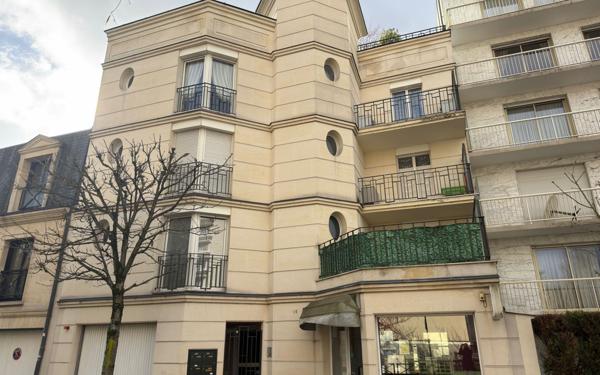 Appartement à vendre    3 pièces • 93 m2 La Varenne - Saint-Maur-des-Fossés