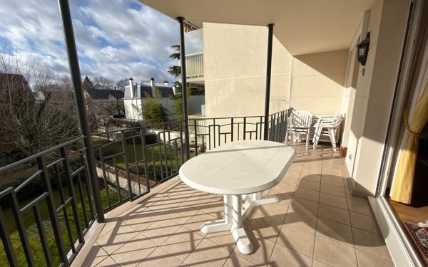 Appartement à vendre    3 pièces • 93 m2 La Varenne - Saint-Maur-des-Fossés