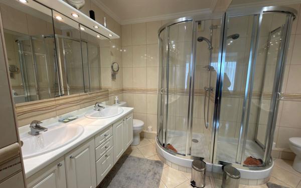 Appartement à vendre    3 pièces • 93 m2 La Varenne - Saint-Maur-des-Fossés