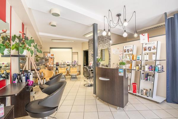 Fonds de commerce salon de coiffure, Le Bourgneuf la Forêt