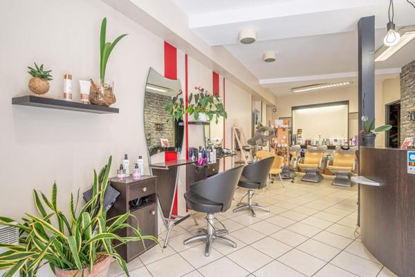 Fonds de commerce salon de coiffure, Le Bourgneuf la Forêt