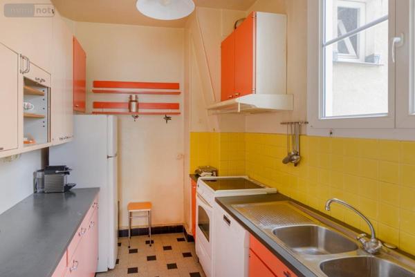 Appartement à vendre à Courbevoie dans les Hauts-de-Seine (92400), ref : 75022-894