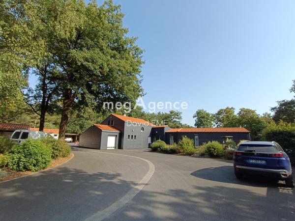 Maison à Notre-Dame-de-Riez, 85270 - 8 pièces 192m²