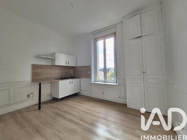 Location appartement 3 pièces 81 m² Charleville-Mézières